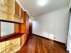 Glendale Park (D23), Condominium #556466071